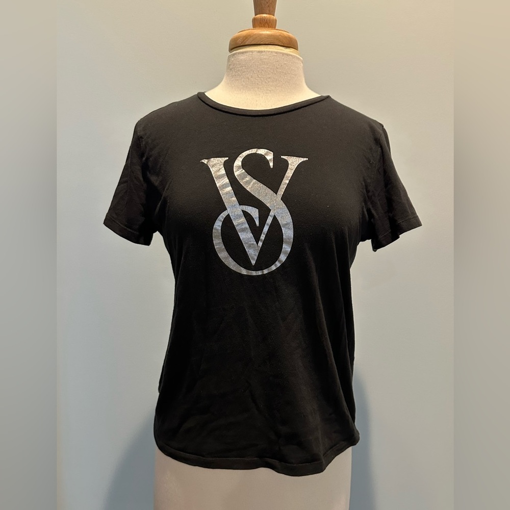 Victoria Secret short sleeve black tshirt VS logo Size Small